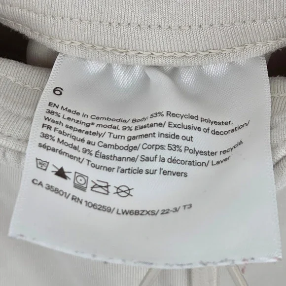 Lululemon LW6BZXS Softstreme High-Rise Straight-Leg Short Crop Pant Ivory Size 6 - Picture 2 of 12